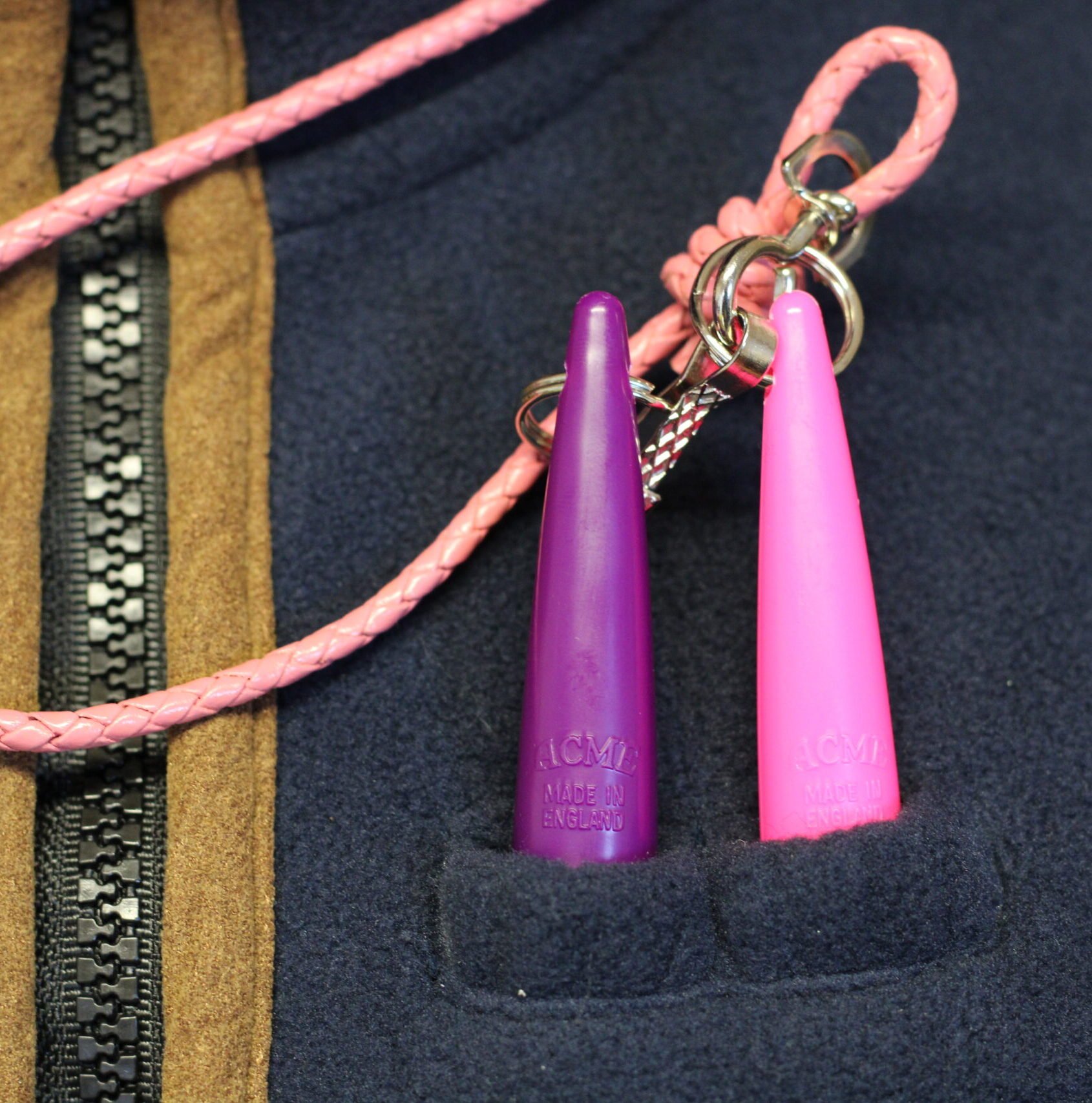 ACME 211.5 Classic Dog Whistle - Image 4